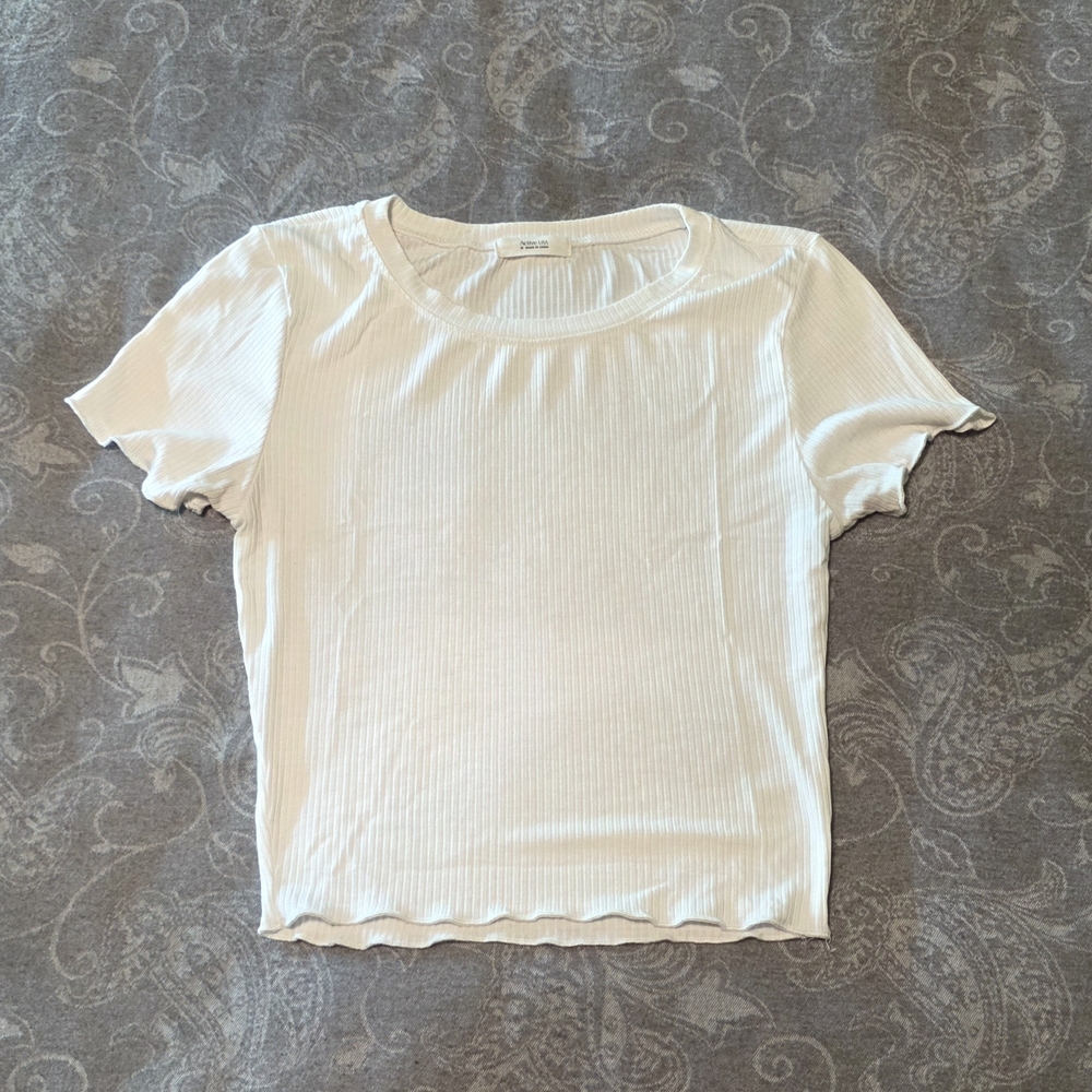 Active USA White Ribbed Crop Top (Size M)